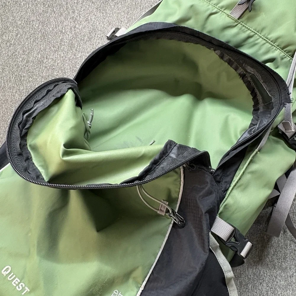 Vintage GoLite QUEST Hiking Backpack 50L Ultralight Green Hiking Internal Frame